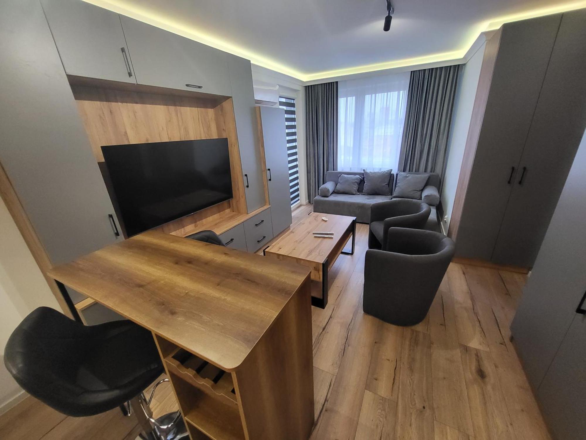 Handy Apartamenty - Mieszkania Na Doby W Centrum Rzeszowa Екстериор снимка