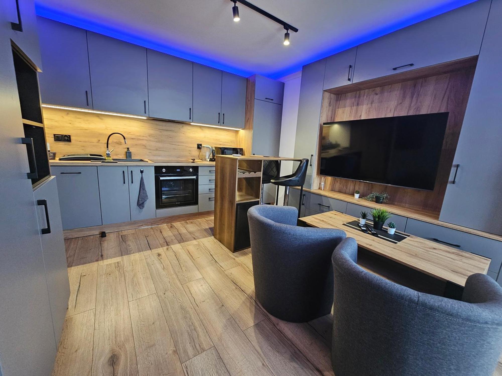 Handy Apartamenty - Mieszkania Na Doby W Centrum Rzeszowa Екстериор снимка