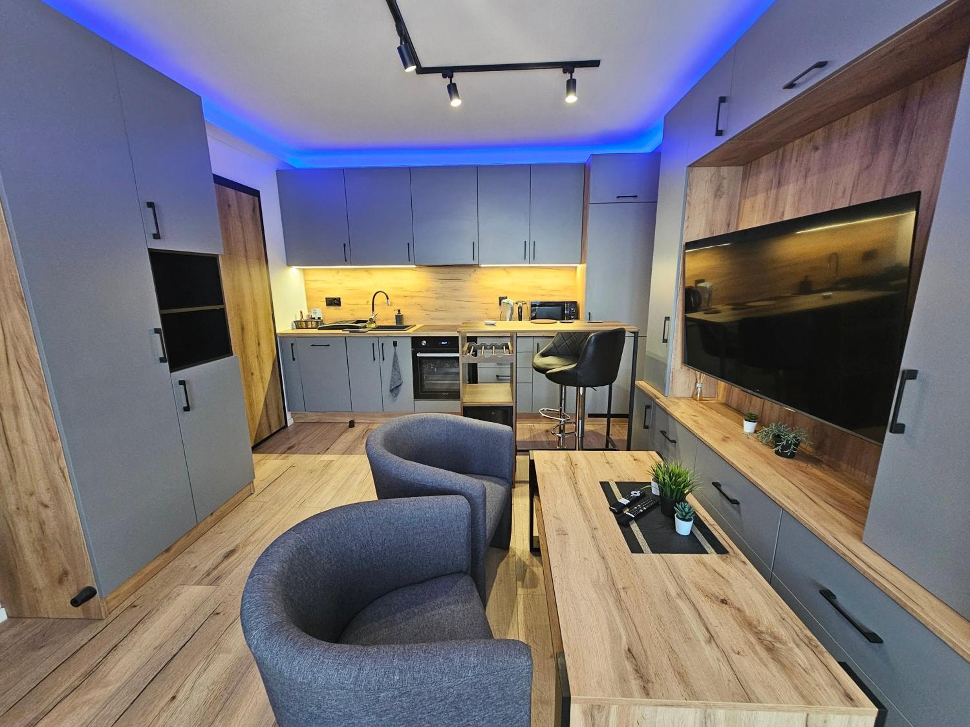 Handy Apartamenty - Mieszkania Na Doby W Centrum Rzeszowa Екстериор снимка